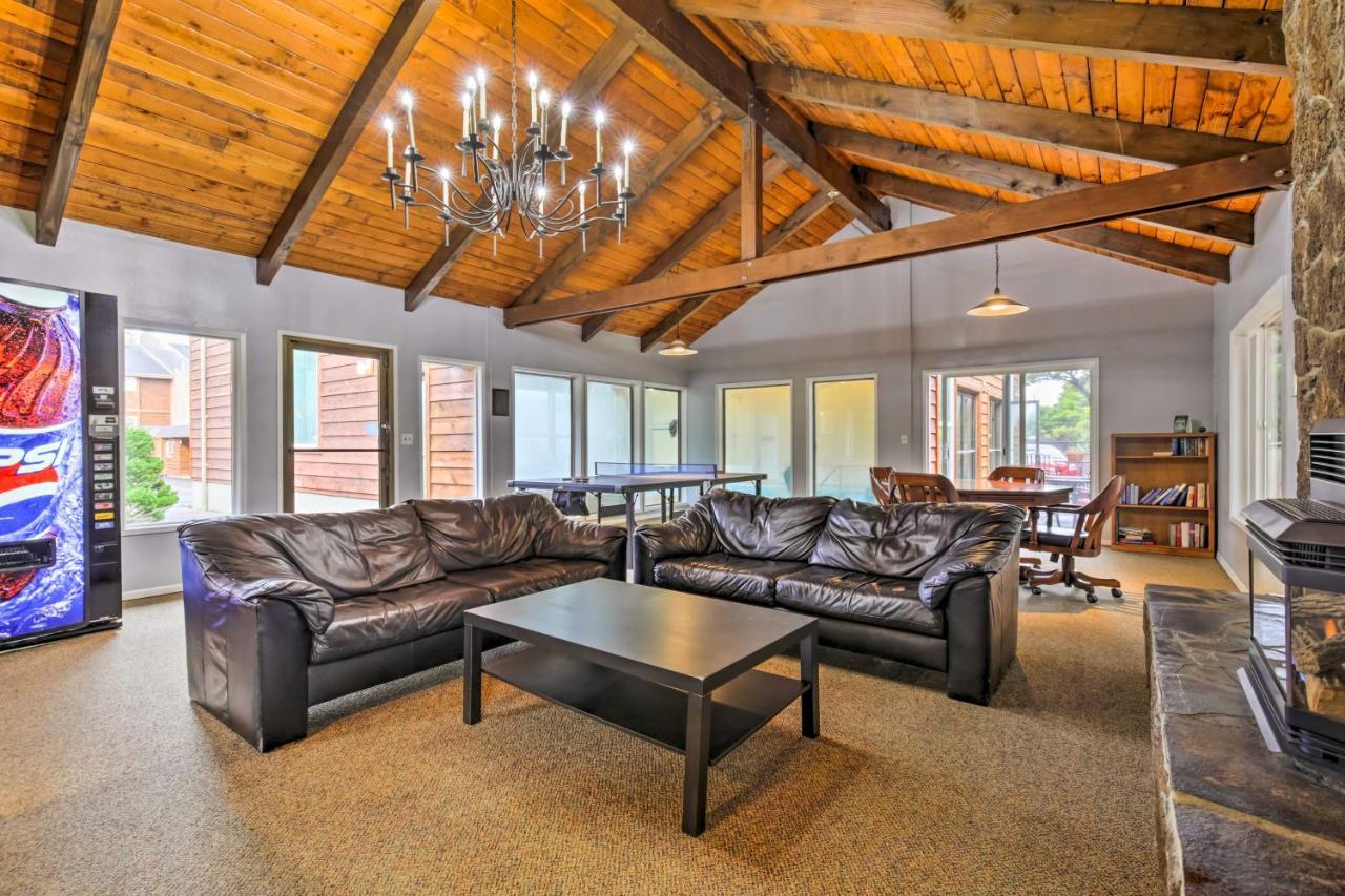 Comfortable Lincoln City Condo With Patio And Views! Eksteriør billede